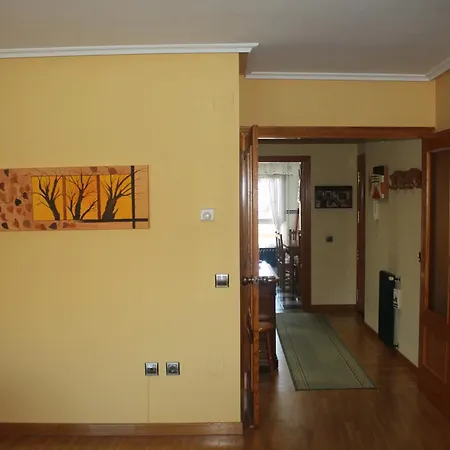 Apartment Casa Luis Riano (Leon)